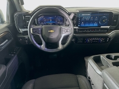 Used 2025  Chevrolet Silverado 1500 4WD Crew Cab 147" LT w&sol;1LT at Dutro Auto near Zanesville&comma; OH