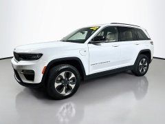 Used 2022  Jeep Grand Cherokee 4xe 4x4 at Dutro Auto near Zanesville&comma; OH