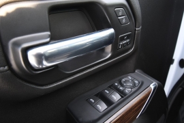 Used 2022  Chevrolet Silverado 2500HD 4WD Crew Cab 159" High Country Dsl at Dutro Auto near Zanesville&comma; OH