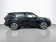 New 2026  Toyota Highlander XLE AWD at Graham Auto Mall near Mansfield&comma; OH