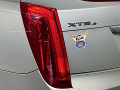 Used 2016  Cadillac XTS 4d Sedan Luxury AWD at Dutro Auto near Zanesville&comma; OH