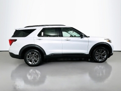 New 2026  Ford Explorer Active w&sol;200A Pkg 4WD at Graham Auto Mall near Mansfield&comma; OH