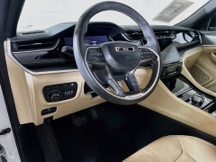 Used 2022  Jeep Grand Cherokee 4xe 4x4 at Dutro Auto near Zanesville&comma; OH