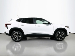 New 2026  Chevrolet Trax FWD 4dr 1RS at Dutro Auto near Zanesville&comma; OH