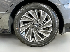 New 2026  Hyundai Sonata Hybrid SEL FWD at Dutro Auto near Zanesville&comma; OH