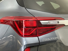 Used 2021  Kia Seltos 4d SUV AWD EX at Graham Auto Mall near Mansfield&comma; OH