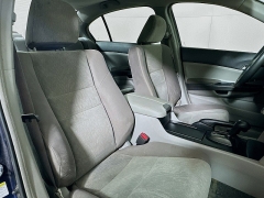 Used 2009  Honda Accord Sedan 4d LX Auto at Dutro Auto near Zanesville&comma; OH