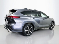 Used 2022  Toyota Highlander XSE AWD at Dutro Auto near Zanesville&comma; OH