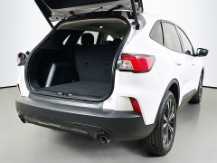 Used 2021  Ford Escape SE FWD at Dutro Auto near Zanesville&comma; OH