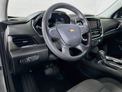 Used 2020  Chevrolet Traverse 4d SUV FWD LS w&sol;1LS at Dutro Auto near Zanesville&comma; OH