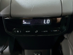 New 2026  Toyota Highlander XLE AWD at Graham Auto Mall near Mansfield&comma; OH