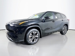 New 2026  Toyota Highlander XLE AWD at Graham Auto Mall near Mansfield&comma; OH