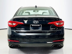 Used 2017  Hyundai Sonata 4d Sedan Limited at Dutro Auto near Zanesville&comma; OH