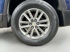 Used 2023  Chevrolet Traverse AWD 4dr LT Cloth w&sol;1LT at Dutro Auto near Zanesville&comma; OH