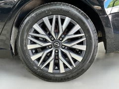 Used 2024  Nissan Altima 2&period;5 SV Sedan at Dutro Auto near Zanesville&comma; OH
