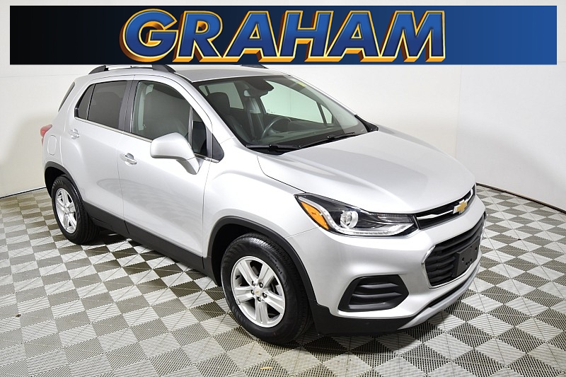 Used 2020  Chevrolet Trax 4d SUV FWD LT at Graham Auto Mall near Mansfield, OH