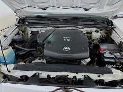 Used 2013  Toyota Tacoma 4WD Access Cab V6 Auto at Dutro Auto near Zanesville&comma; OH