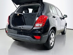 Used 2018  Chevrolet Trax 4d SUV FWD LS at Graham Auto Mall near Mansfield&comma; OH