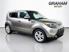 2016 Kia Soul 4d Hatchback &plus; at Dutro Auto near Zanesville&comma; OH