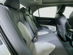 Used 2019  Toyota Camry 4d Sedan XLE at Dutro Auto near Zanesville, OH