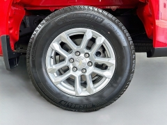 Used 2024  Chevrolet Silverado 1500 4WD Crew Cab 147" LT w&sol;1LT at Dutro Auto near Zanesville&comma; OH