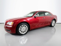 Used 2014  Chrysler 300C 4d Sedan V8 AWD at Dutro Auto near Zanesville&comma; OH