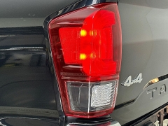 Used 2021  Toyota Tacoma 4WD SR5 Double Cab 6ft Bed V6 AT at Graham Auto Mall near Mansfield&comma; OH