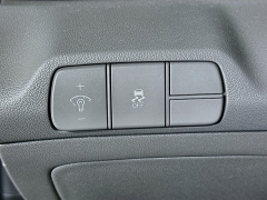 Used 2024  Hyundai Elantra SEL IVT at Graham Auto Mall near Mansfield&comma; OH