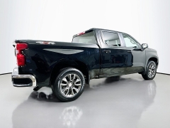 Used 2022  Chevrolet Silverado 1500 4WD Crew Cab 147" LT w&sol;2FL at Graham Auto Mall near Mansfield&comma; OH