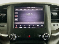 Used 2019  Ram 1500 4WD Crew Cab Big Horn&sol;Lone Star at Dutro Auto near Zanesville&comma; OH