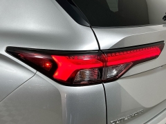 Used 2023  Mitsubishi Outlander SE FWD at Graham Auto Mall near Mansfield, OH