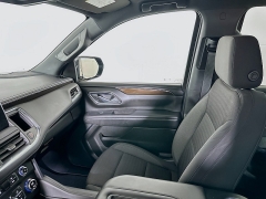 Used 2023  GMC Yukon 4WD 4dr SLE at Dutro Auto near Zanesville, OH