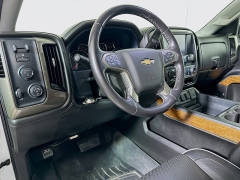 Used 2018  Chevrolet Silverado 1500 4WD Crew Cab High Country at Graham Auto Mall near Mansfield&comma; OH