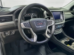 Used 2021  GMC Acadia FWD 4dr SLE at Dutro Auto near Zanesville&comma; OH