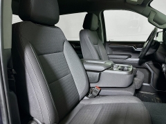 Used 2023  Chevrolet Silverado 1500 4WD Crew Cab 147" LT w&sol;2FL at Graham Auto Mall near Mansfield&comma; OH