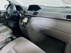 Used 2016  Honda Odyssey 4d Wagon SE at Graham Auto Mall near Mansfield&comma; OH