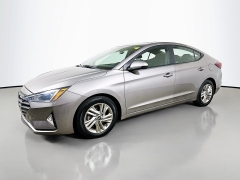 Used 2020  Hyundai Elantra 4d Sedan Value Edition at Dutro Auto near Zanesville&comma; OH