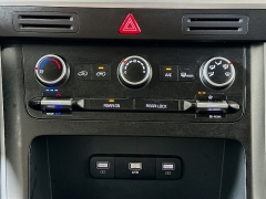 Used 2024  Kia Carnival LX FWD at Dutro Auto near Zanesville, OH