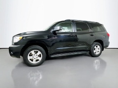 Used 2013  Toyota Sequoia 4d SUV 4WD SR5 FFV at Graham Auto Mall near Mansfield&comma; OH