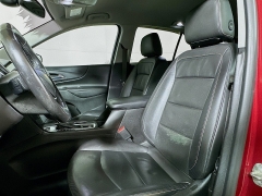 Used 2018  Chevrolet Equinox 4d SUV AWD Premier w/1LZ at Dutro Auto near Zanesville, OH