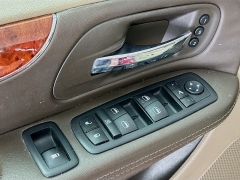 Used 2013  Chrysler Town & Country 4d Wagon Limited at Graham Auto Mall near Mansfield&comma; OH