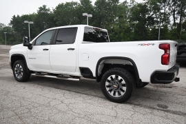 Used 2022  Chevrolet Silverado 2500HD 4WD Crew Cab 159" Custom at Dutro Auto near Zanesville&comma; OH
