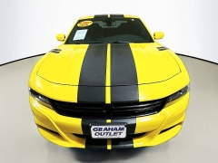 Used 2017  Dodge Charger 4d Sedan SXT AWD at Graham Auto Mall near Mansfield&comma; OH