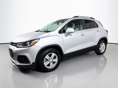 Used 2020  Chevrolet Trax 4d SUV FWD LT at Dutro Auto near Zanesville&comma; OH