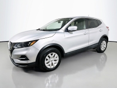 Used 2020  Nissan Rogue Sport 4d SUV FWD S at Dutro Auto near Zanesville&comma; OH