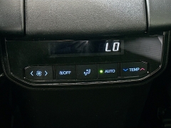 Used 2022  Toyota Highlander XSE AWD at Dutro Auto near Zanesville&comma; OH