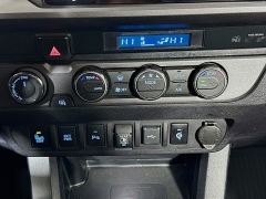 Used 2021  Toyota Tacoma 4WD TRD Off Road Double Cab 6ft Bed V6 AT at Graham Auto Mall near Mansfield&comma; OH