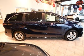 New 2026  Toyota Sienna Limited AWD 7-Passenger at Graham Auto Mall near Mansfield&comma; OH