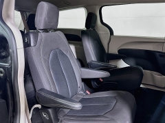 Used 2023  Chrysler Voyager LX FWD at Dutro Auto near Zanesville&comma; OH