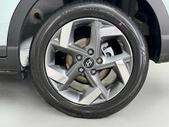 Used 2025  Hyundai Venue SEL IVT at Graham Auto Mall near Mansfield&comma; OH